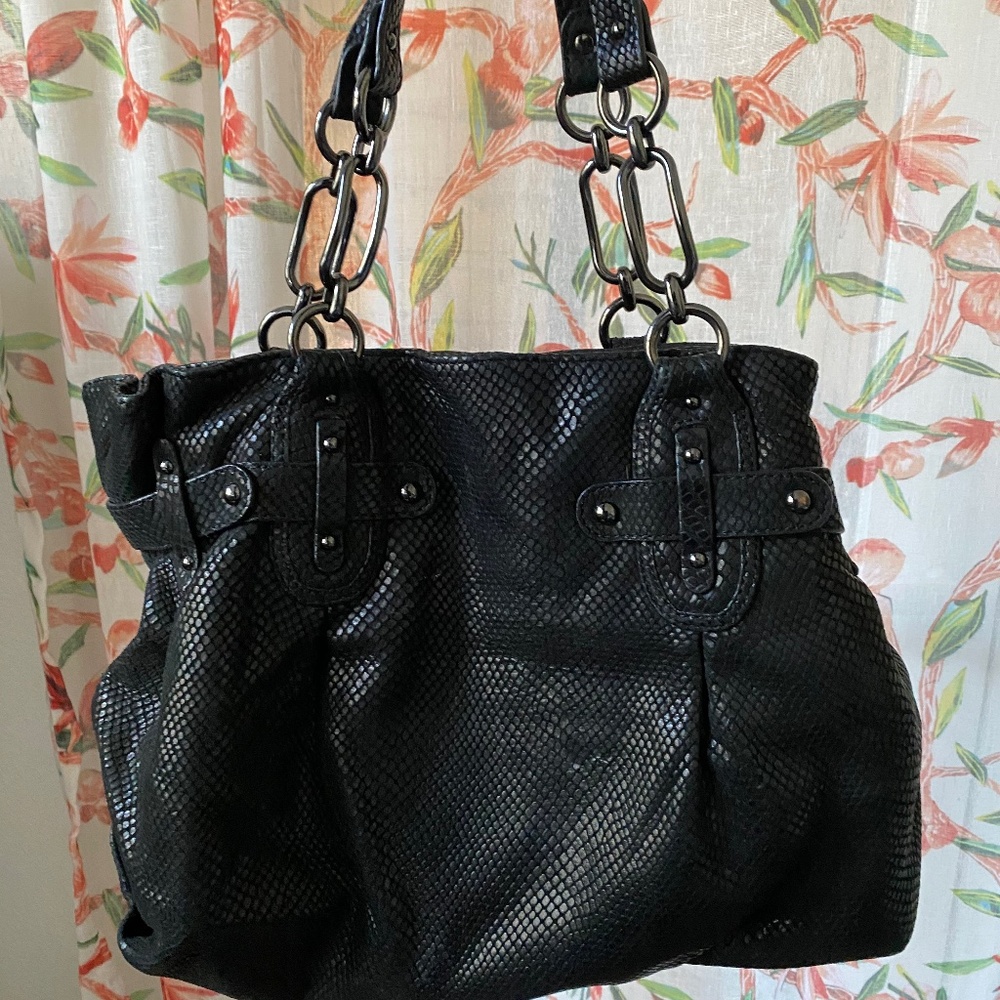 Adrienne Vittadini Shoulder purse